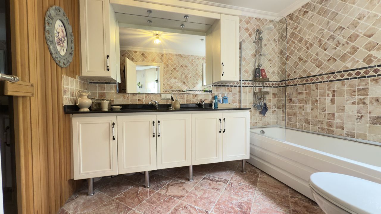 Villa à Alanya, Turquie, 245 m² - image 4