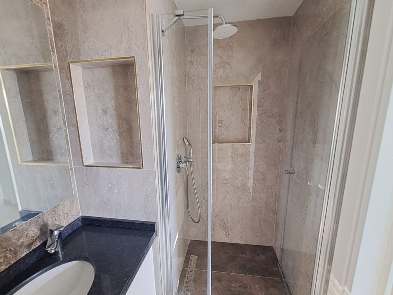 Flat in Alanya, Turkey, 55 m² - picture 9