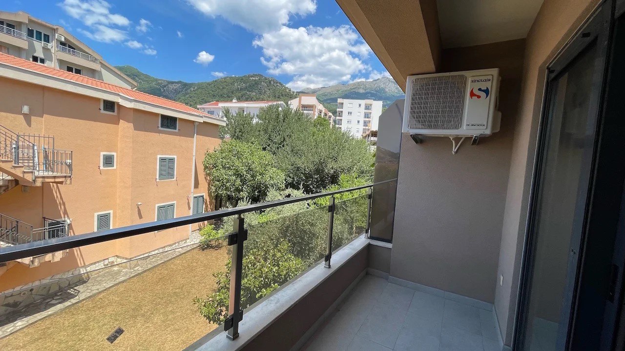 Flat in Budva, Montenegro, 53 m² - picture 8