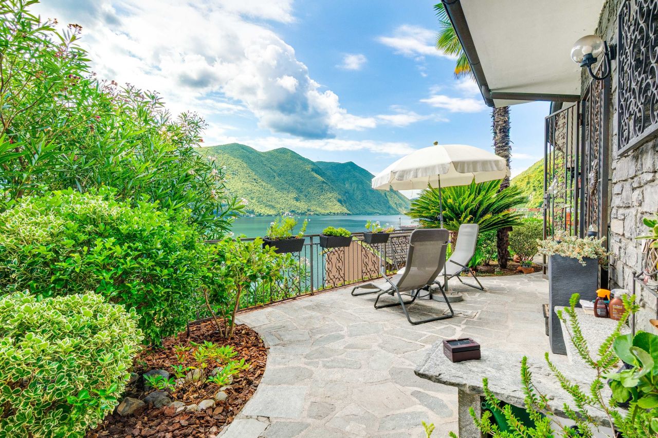 Villa in Valsolda, Italien, 152 m² - Foto 1