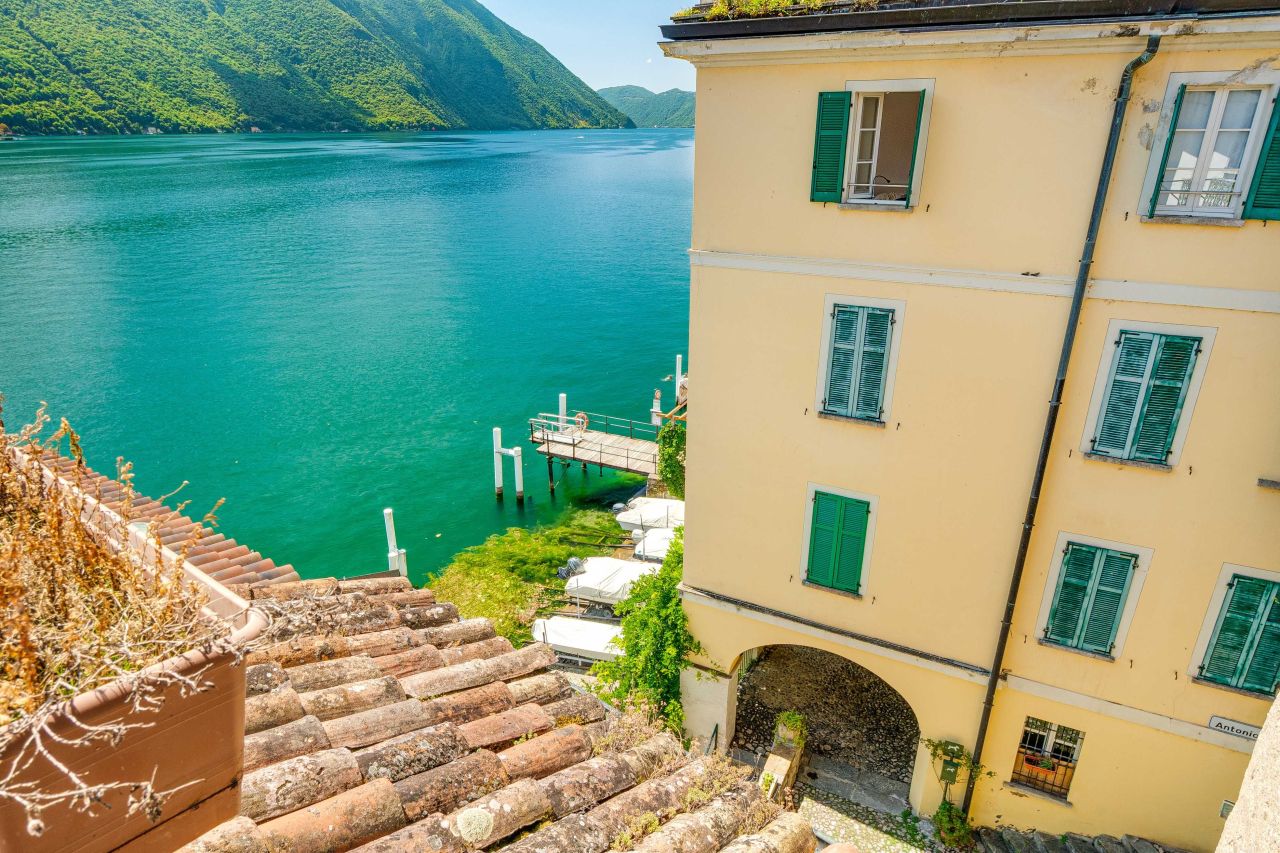 House in Valsolda, Italy, 150 m² - picture 1