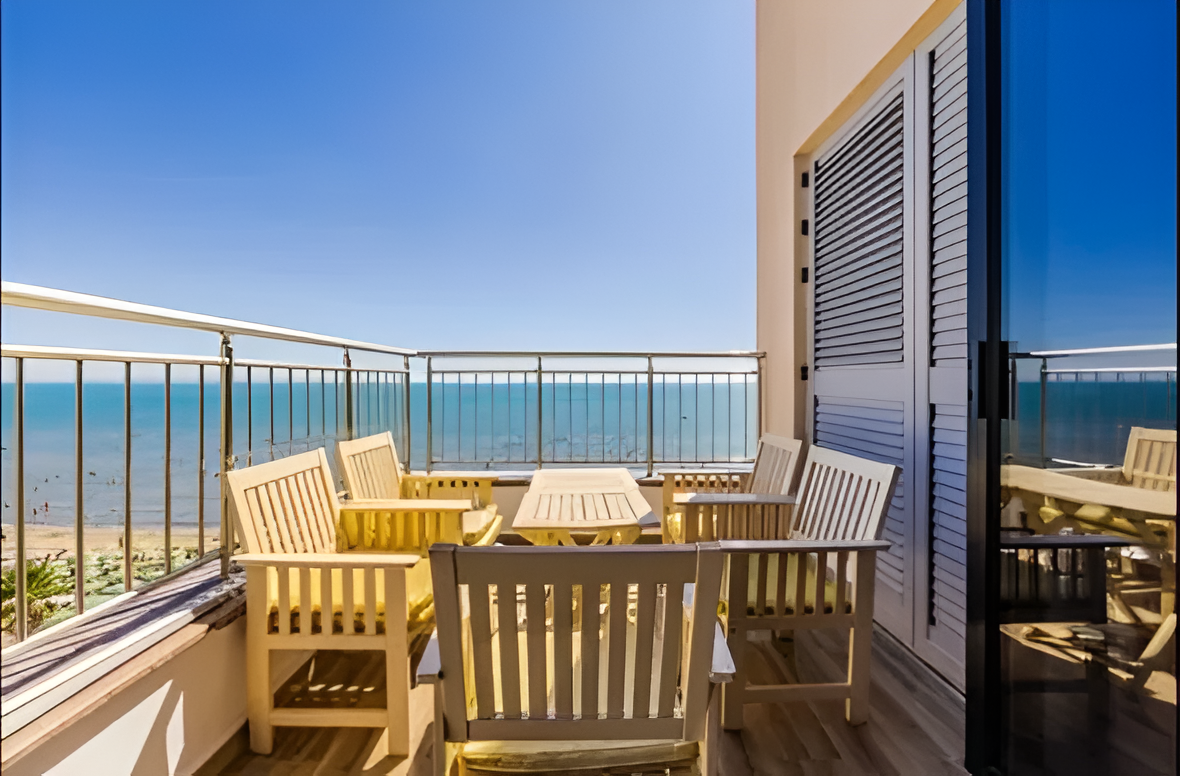 Penthouse in Durres, Albania, 180 m² - picture 2