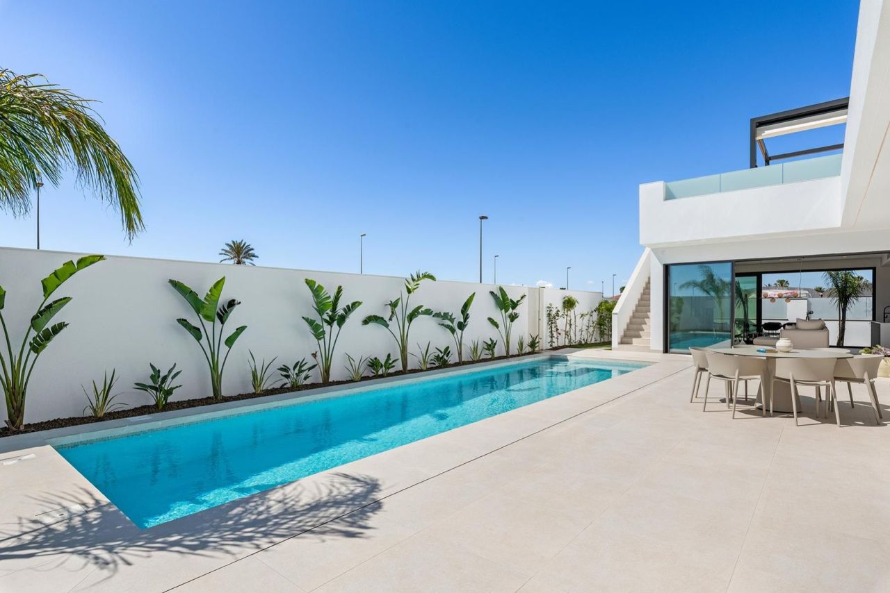 Villa en Los Alcázares, España, 140 m² - imagen 4