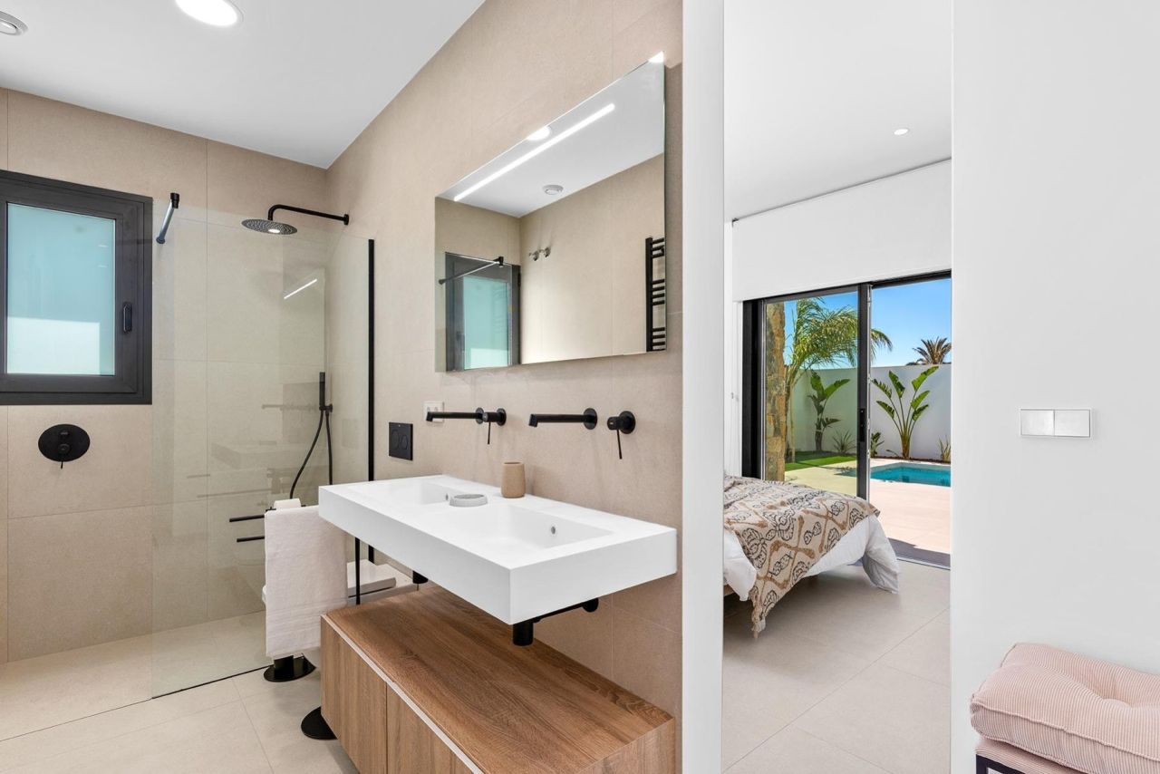 Villa en Los Alcázares, España, 140 m² - imagen 16