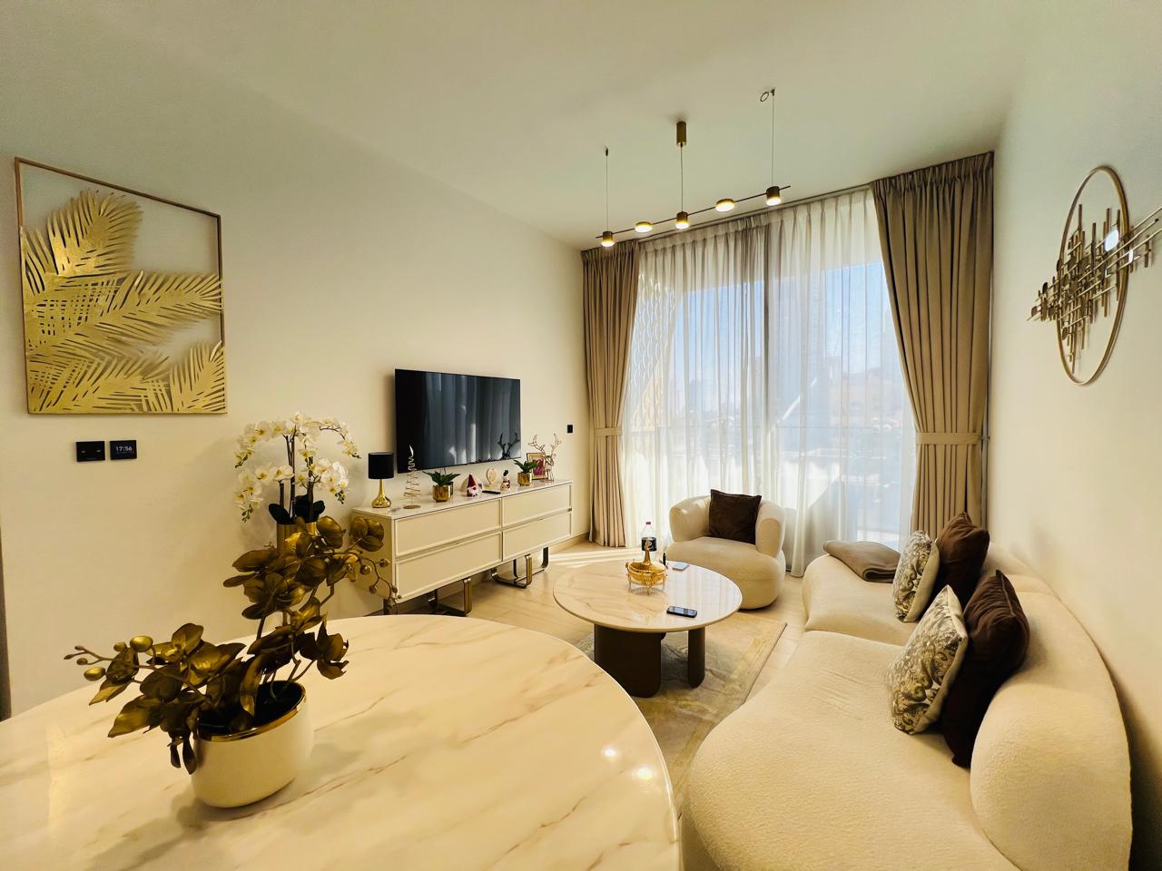 Piso en Dubái, EAU, 101.35 m² - imagen 1