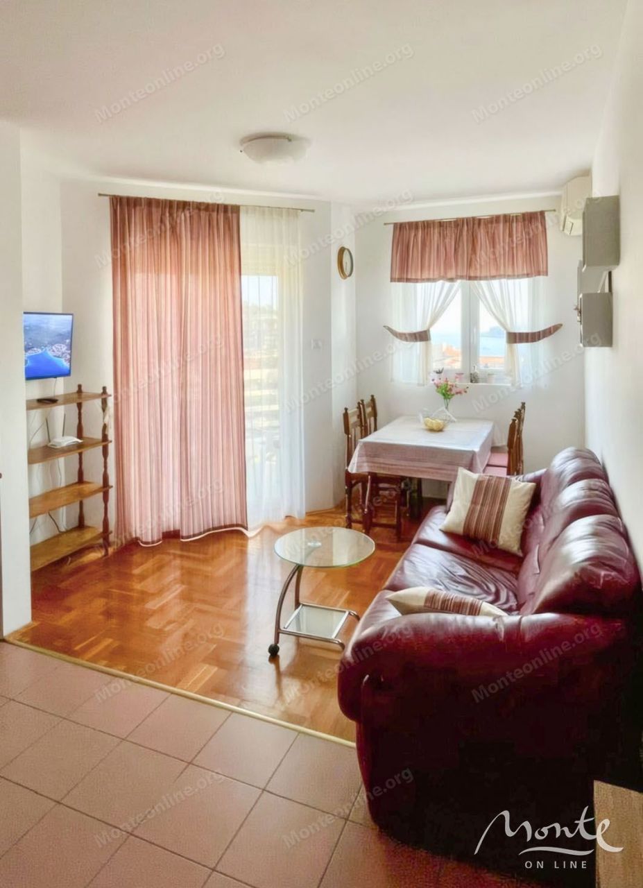 Apartment in Petrovac, Montenegro, 35 m² - Foto 2