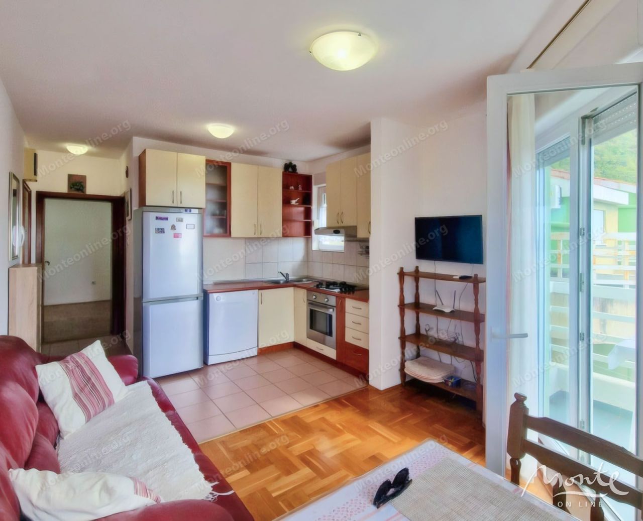 Apartment in Petrovac, Montenegro, 35 m² - Foto 3