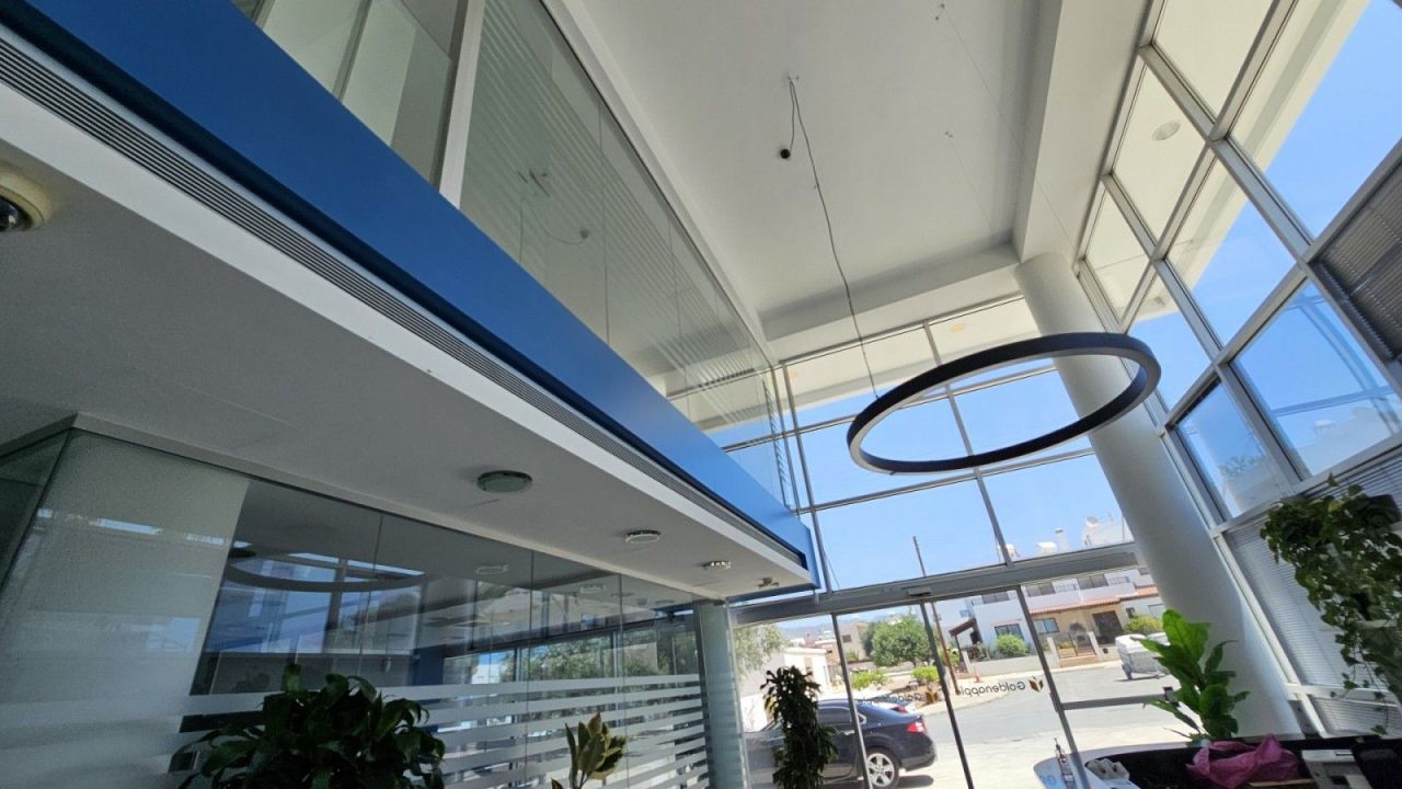 Oficina en Pafos, Chipre, 465 m² - imagen 5