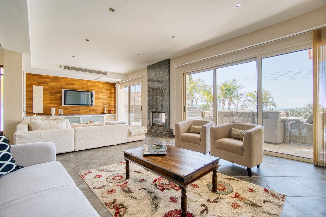 Villa a Limassol, Cipro, 300 m² - foto 6