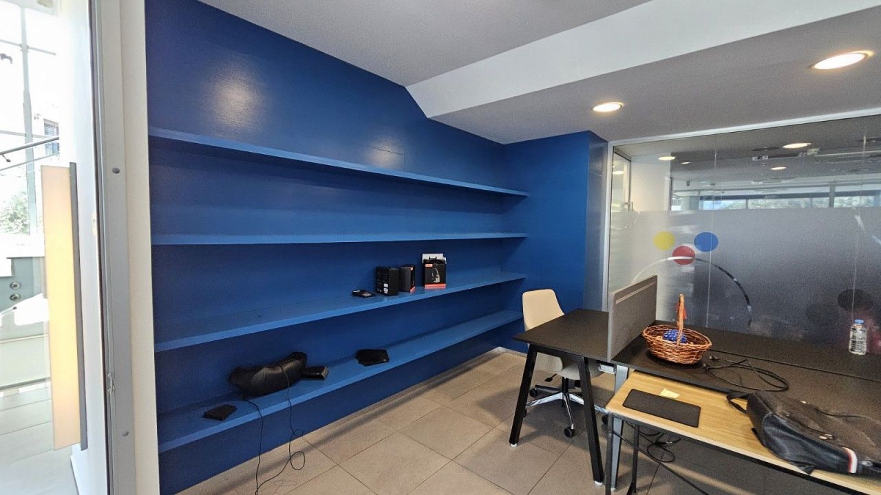 Oficina en Pafos, Chipre, 465 m² - imagen 15