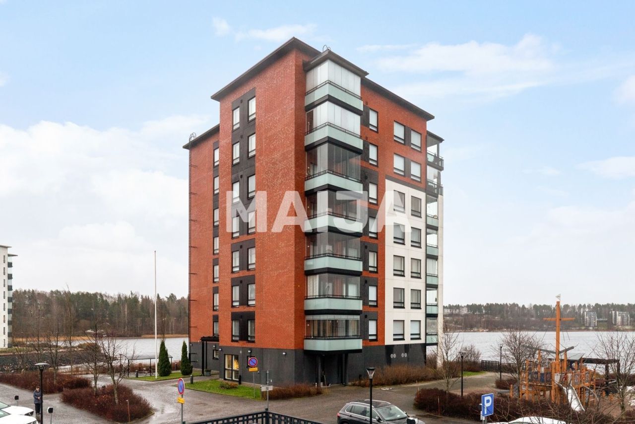 Appartement à Lappeenranta, Finlande, 75.5 m² - image 1
