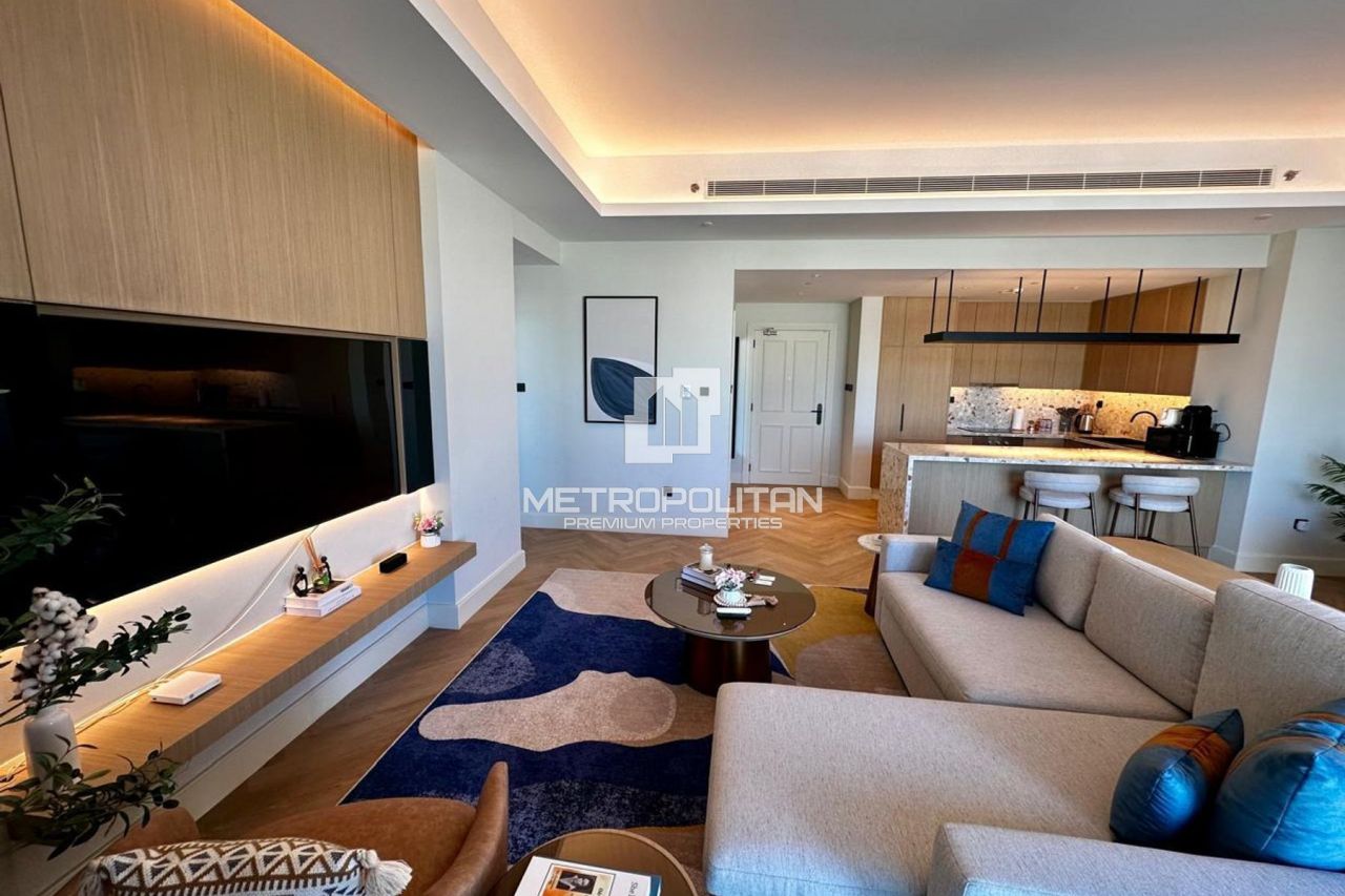 Apartment in Dubai, UAE, 139 m² - picture 1