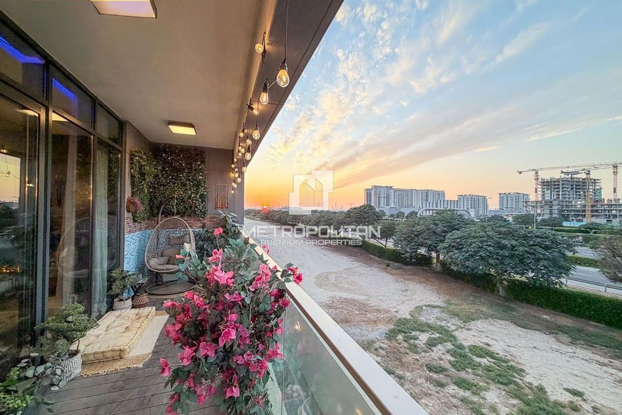 Apartment in Dubai, UAE, 173 m² - picture 1