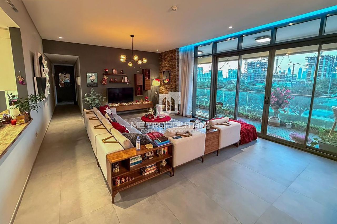 Apartment in Dubai, UAE, 173 m² - picture 2