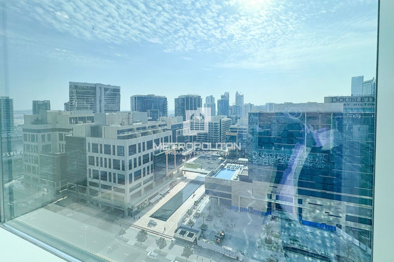 Office in Dubai, UAE, 29 m² - picture 8