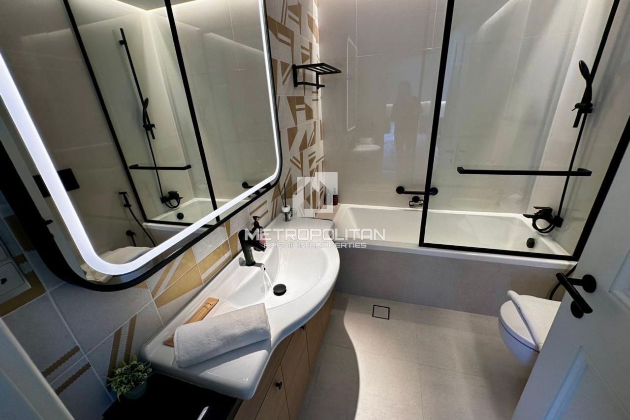 Apartment in Dubai, UAE, 139 m² - picture 9