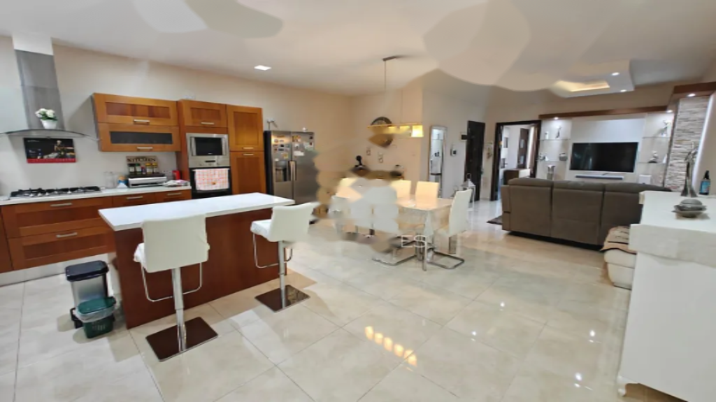 Wohnung in Qormi, Malta, 160 m² - Foto 1