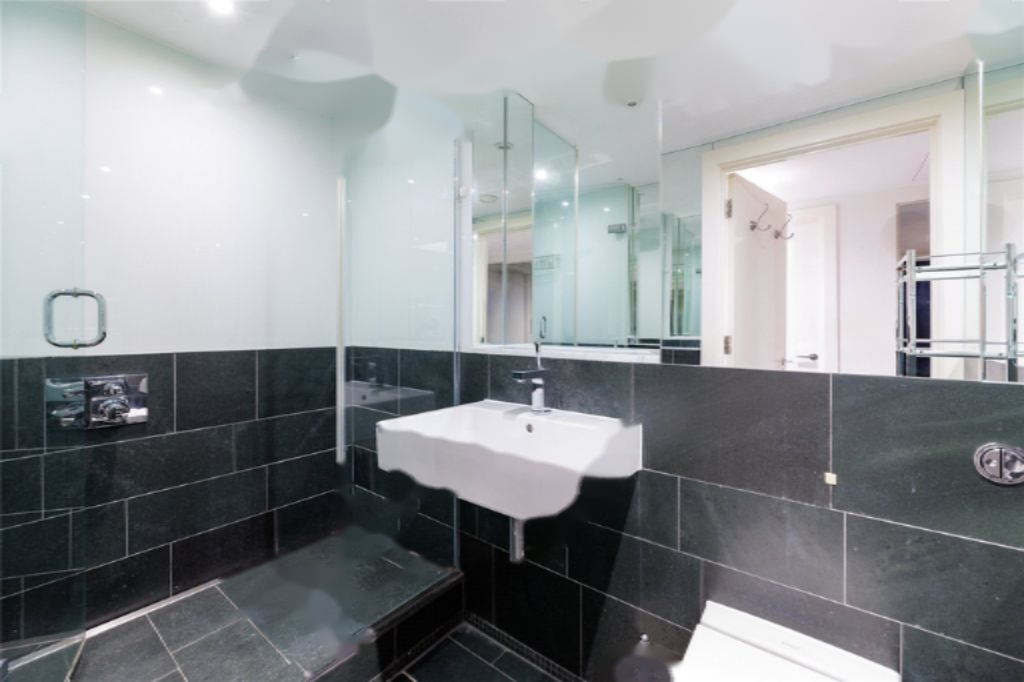 Wohnung in London, Großbritannien, 77 m² - Foto 1