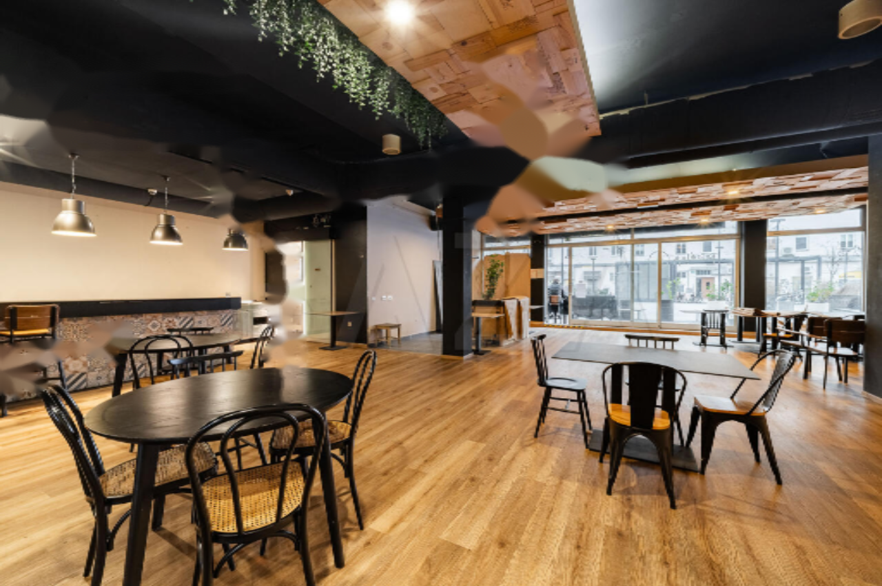 Bureau à Ljubljana, Slovénie, 208 m² - image 1