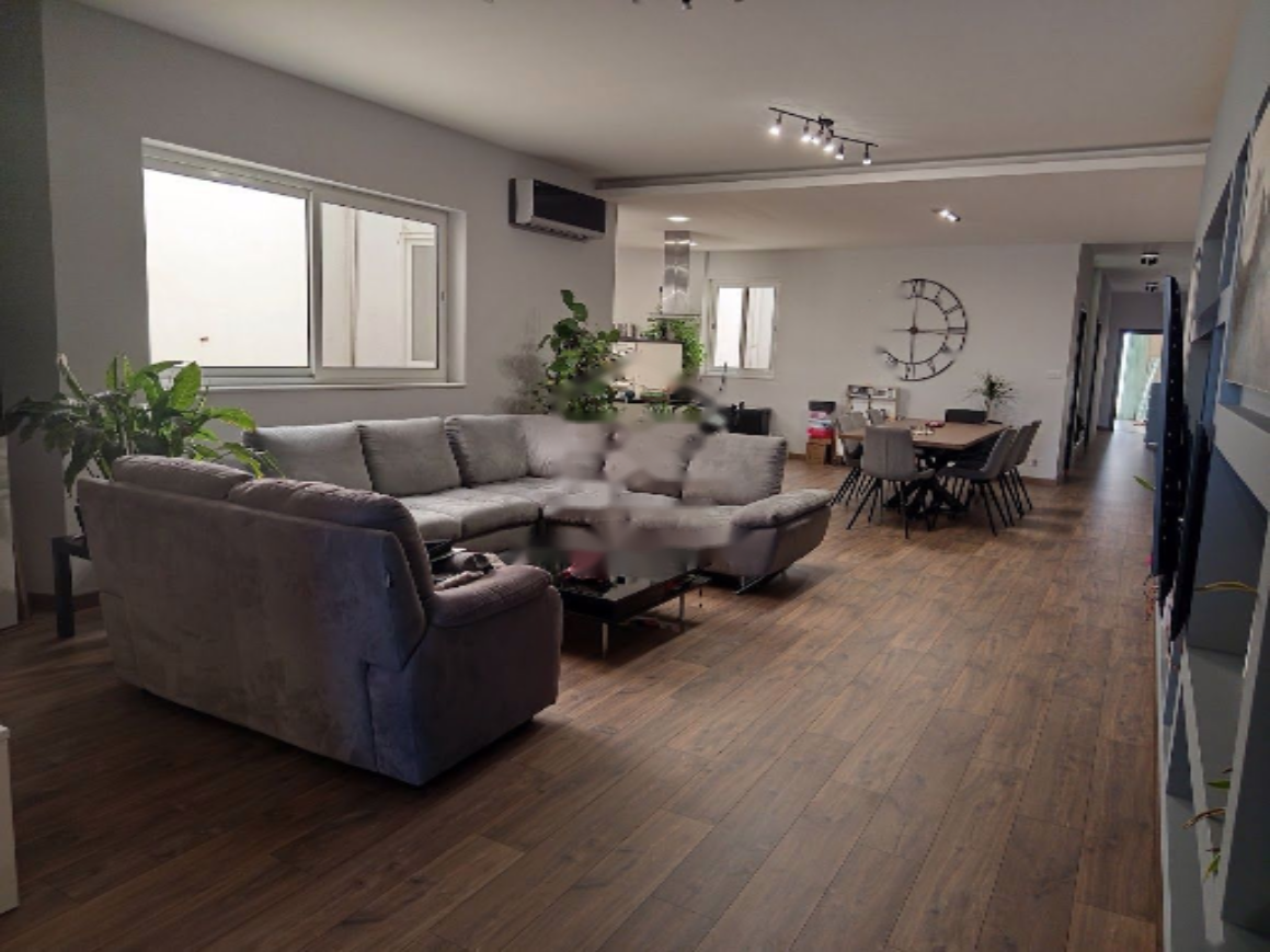 Piso en Attard, Malta, 240 m² - imagen 1