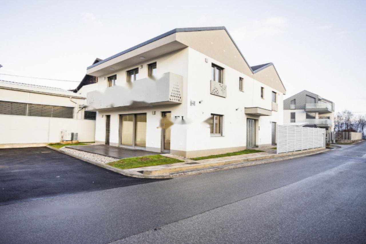 Piso en Liubliana, Eslovenia, 132 m² - imagen 1