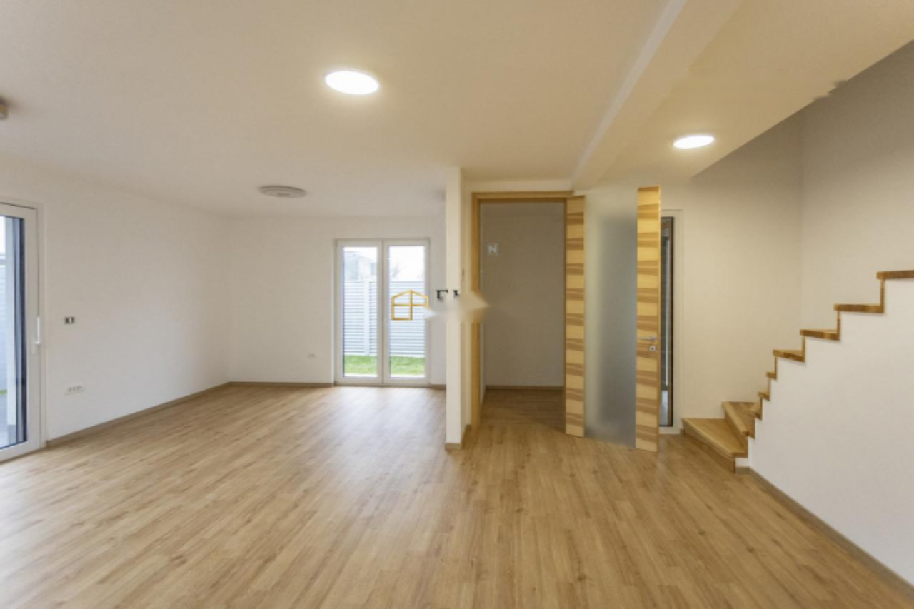 Flat in Ljubljana, Slovenia, 132 m² - picture 2
