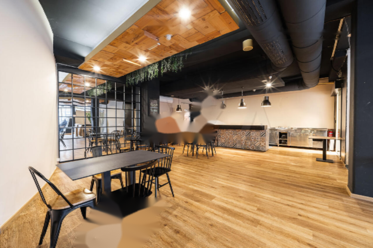 Bureau à Ljubljana, Slovénie, 208 m² - image 2