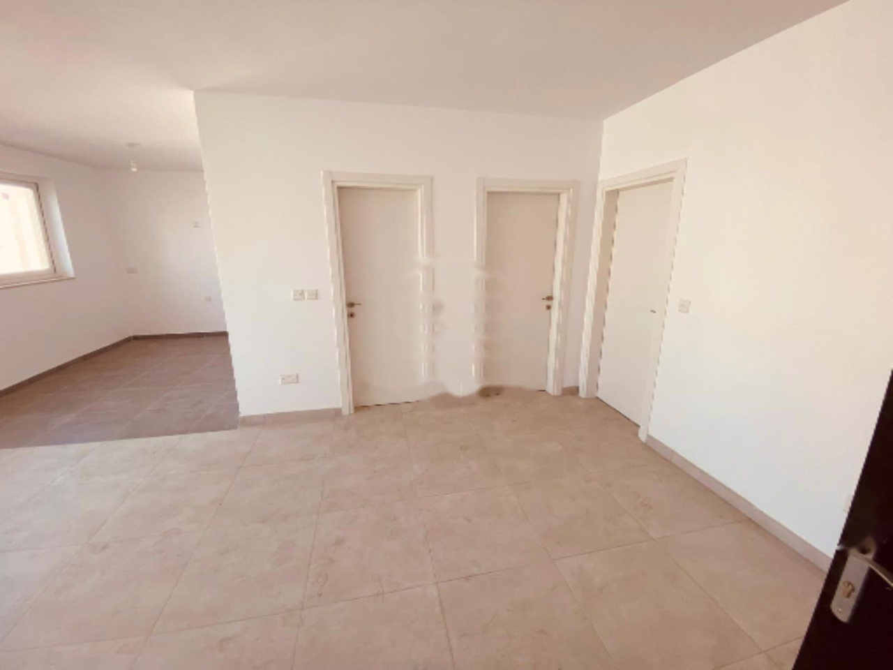 Flat in Saint Paul’s Bay, Malta, 85 m² - picture 2