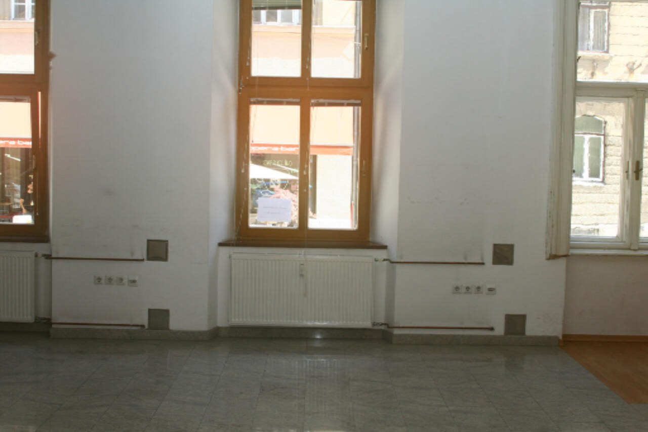 Office in Ljubljana, Slovenia, 98 m² - picture 3