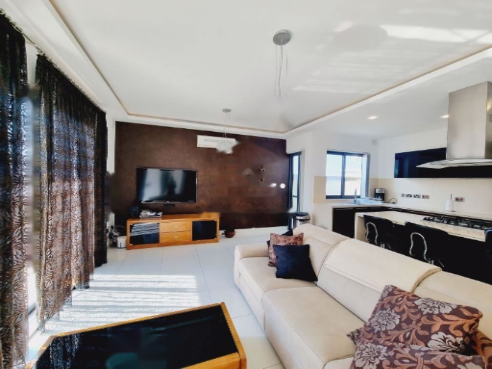 Flat in Zebbug, Malta, 180 m² - picture 4