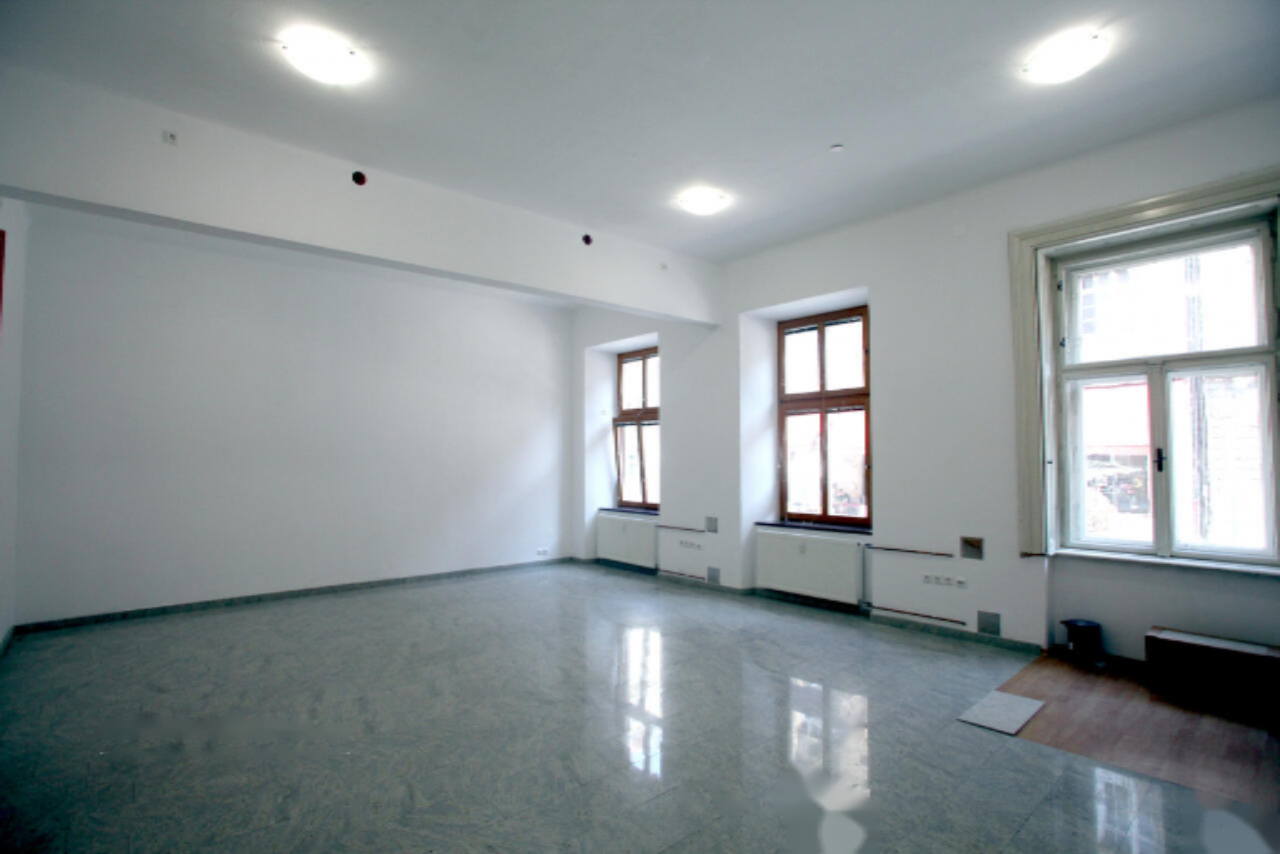 Office in Ljubljana, Slovenia, 98 m² - picture 4
