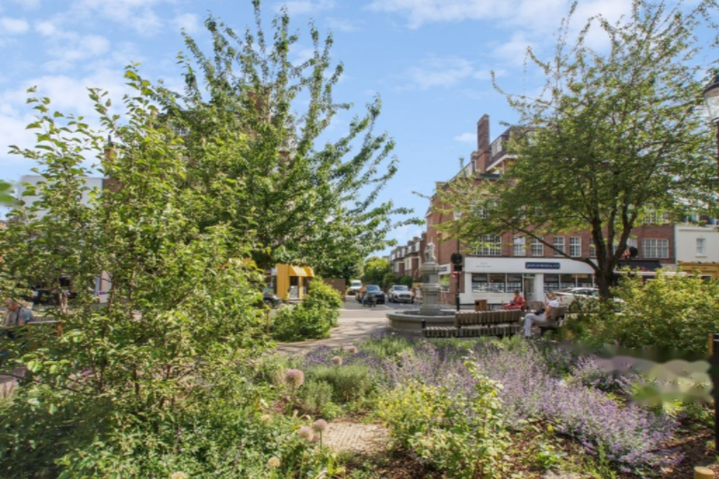 Flat in London, United Kingdom, 87 m² - picture 5