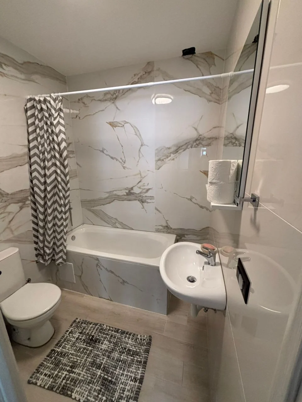 Estudio en Tivat, Montenegro, 23 m² - imagen 5