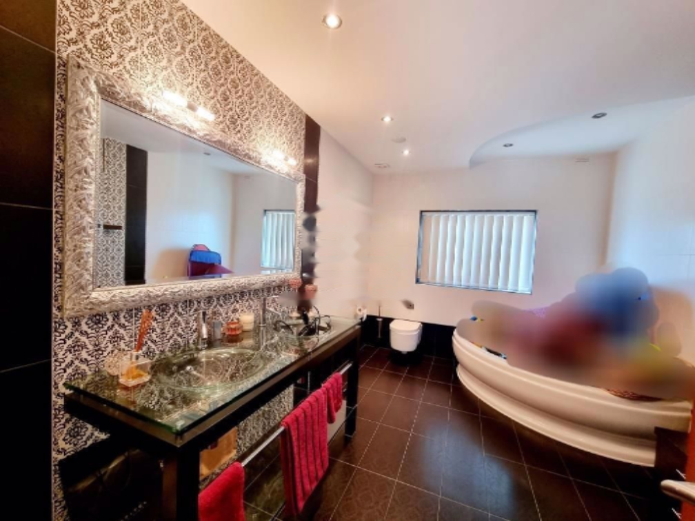 Flat in Zebbug, Malta, 180 m² - picture 7