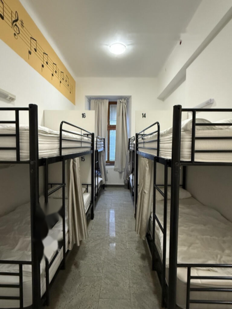 Office in Ljubljana, Slovenia, 98 m² - picture 12