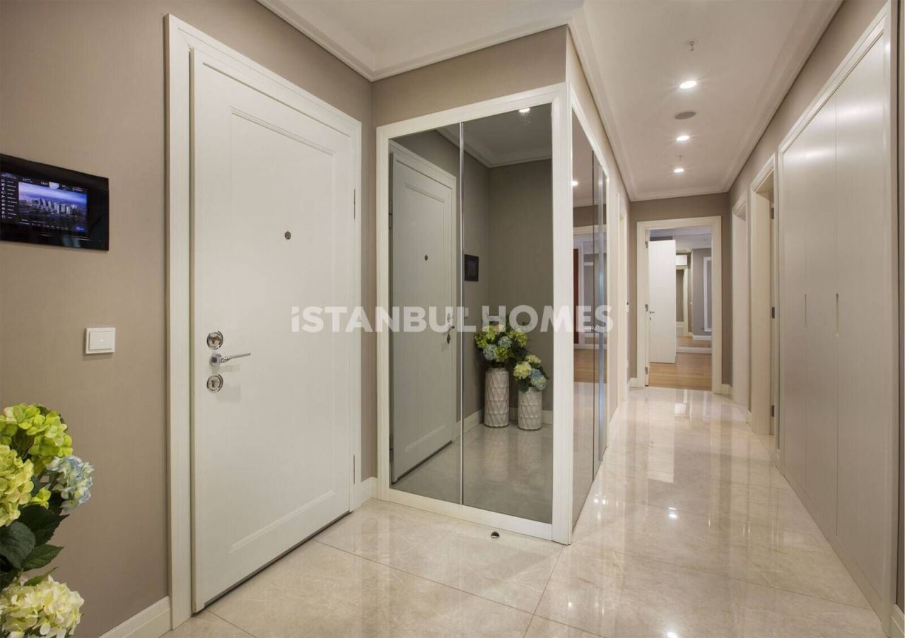 Apartment in Istanbul, Turkey, 76 m² - picture 12