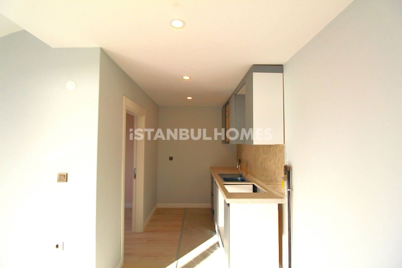 Apartment in Istanbul, Turkey, 196 m² - picture 19