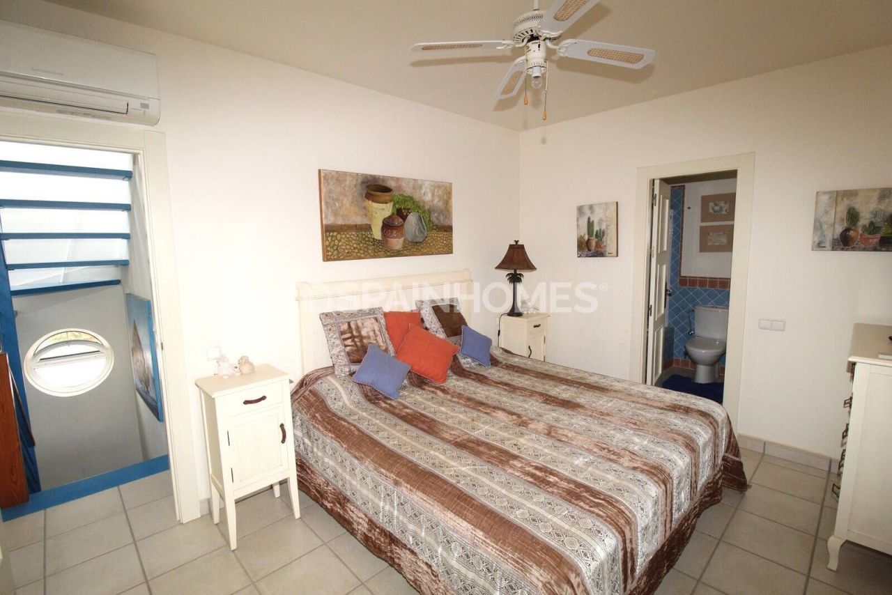 Villa Cuevas del Almanzora, Spain, 172 m² - picture 15