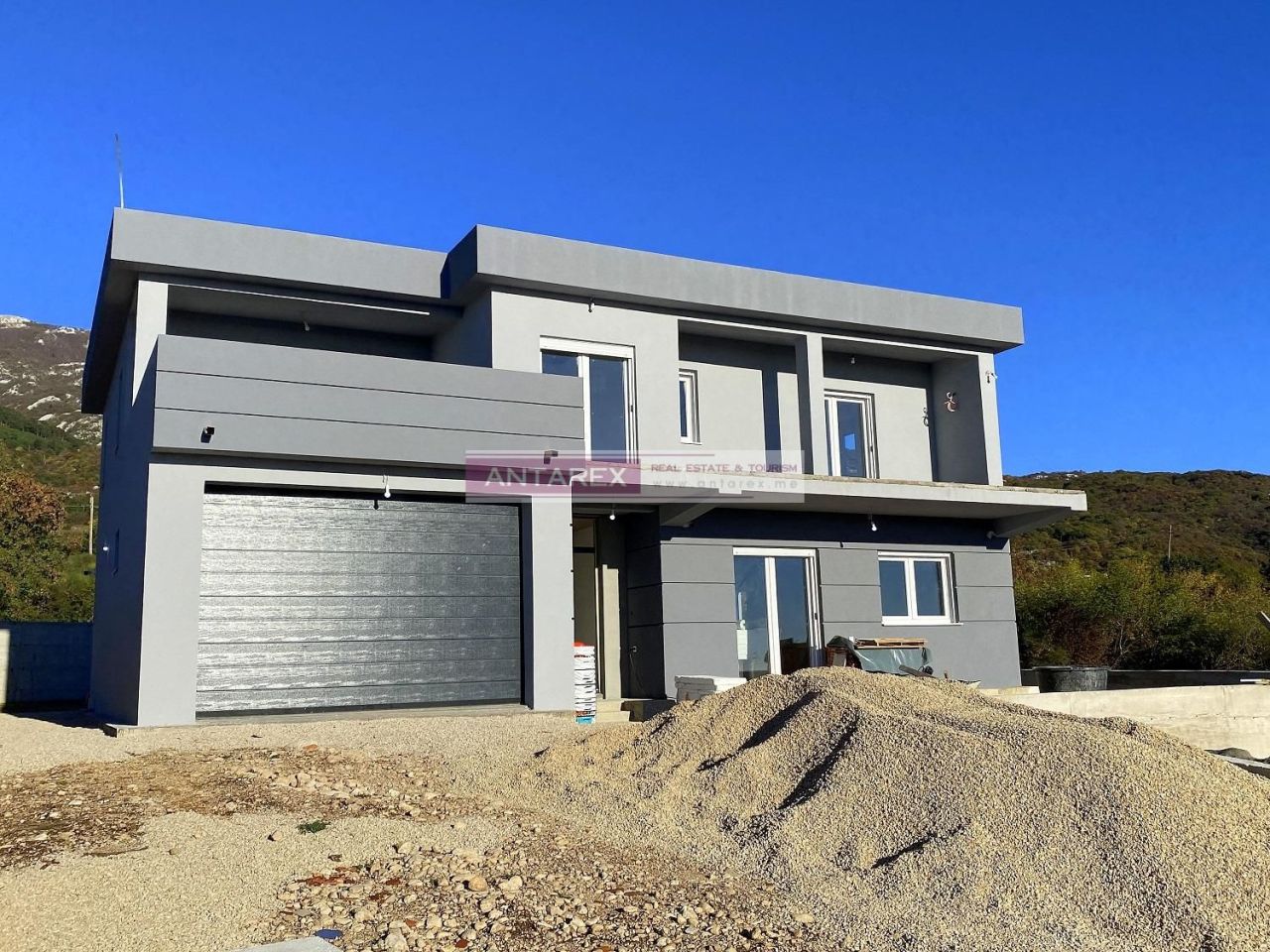 Villa in Herceg-Novi, Montenegro, 235 m² - Foto 1