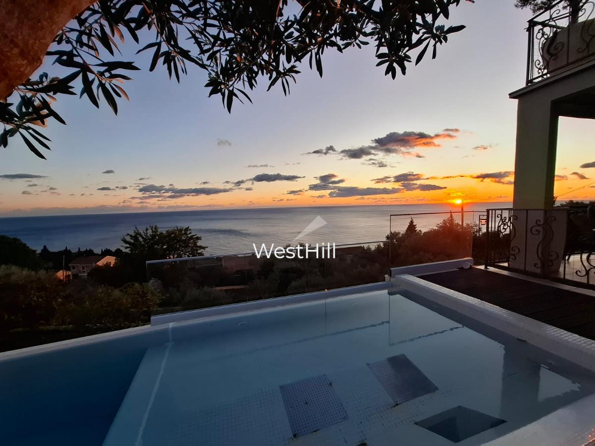 Casa a Rezevici, Montenegro, 194 m² - foto 2