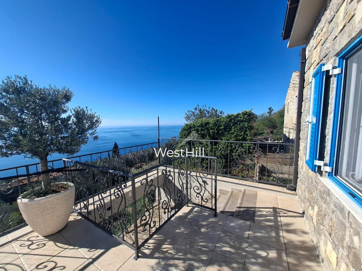 Casa a Rezevici, Montenegro, 194 m² - foto 3