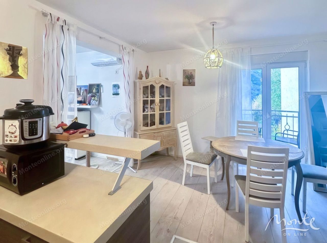 Apartment in Becici, Montenegro, 63 m² - picture 1