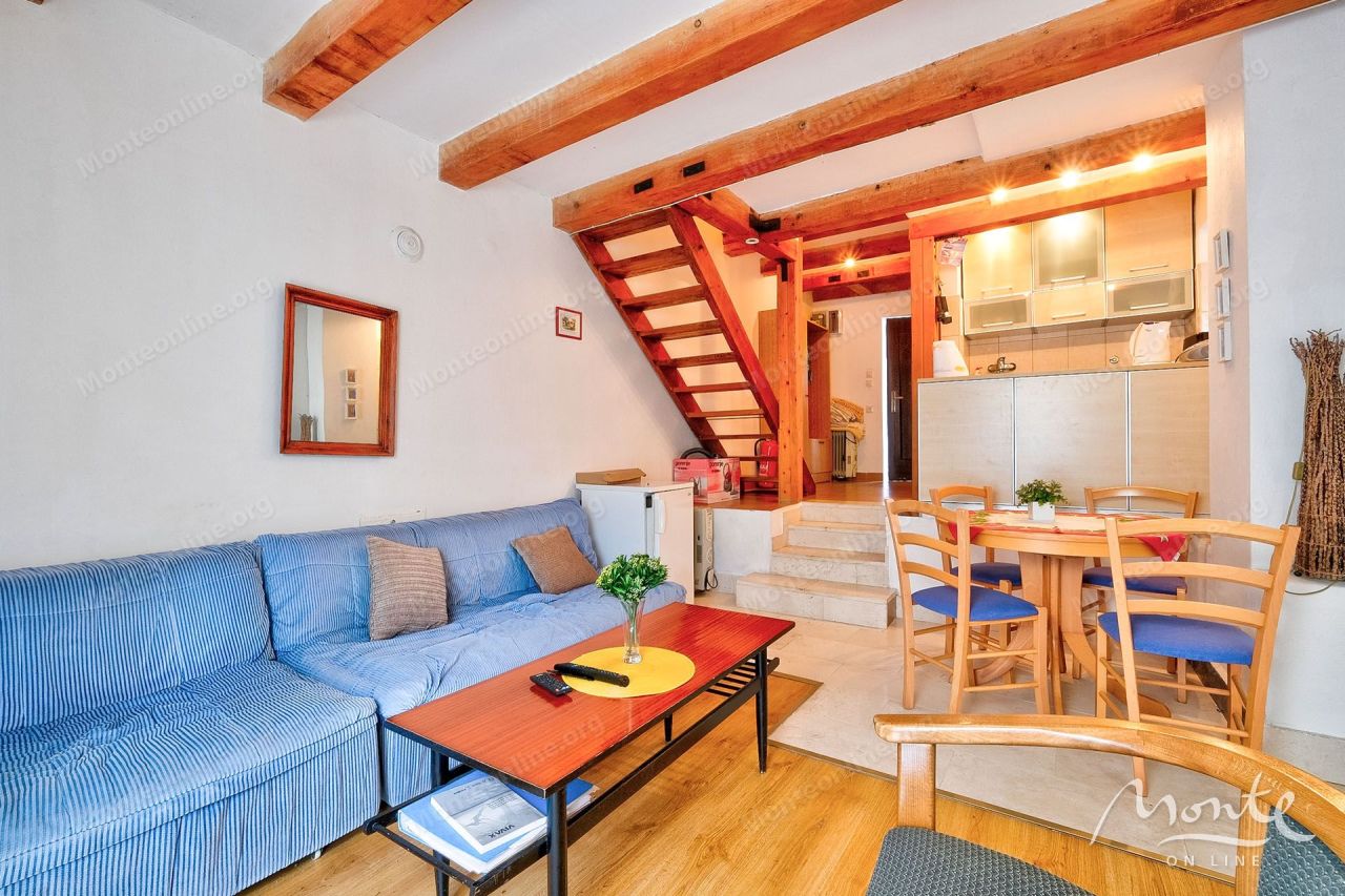 Villa in Orahovac, Montenegro, 67 m² - picture 13