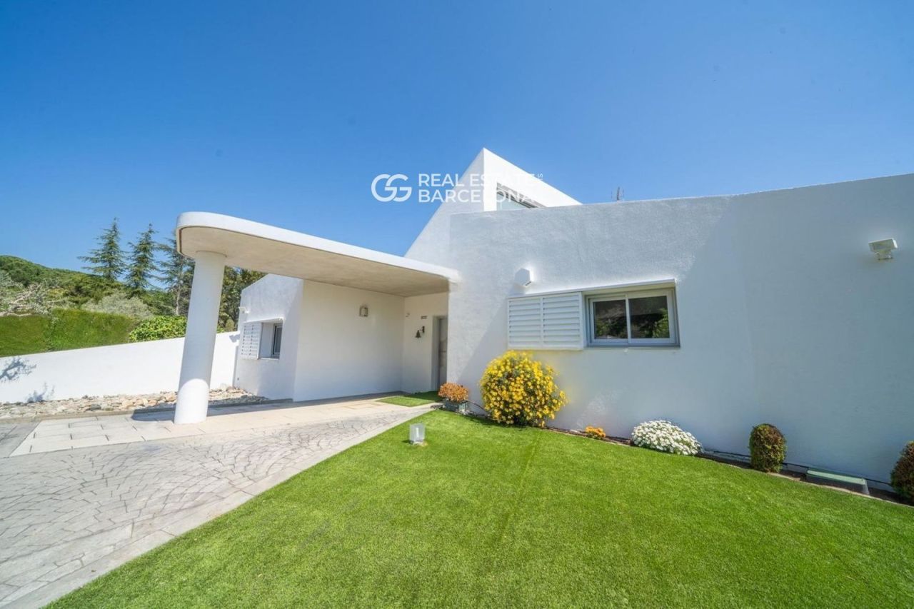 Chalet Barcelona, Sant Andreu de Llavaneres, España, 446 m² - imagen 3