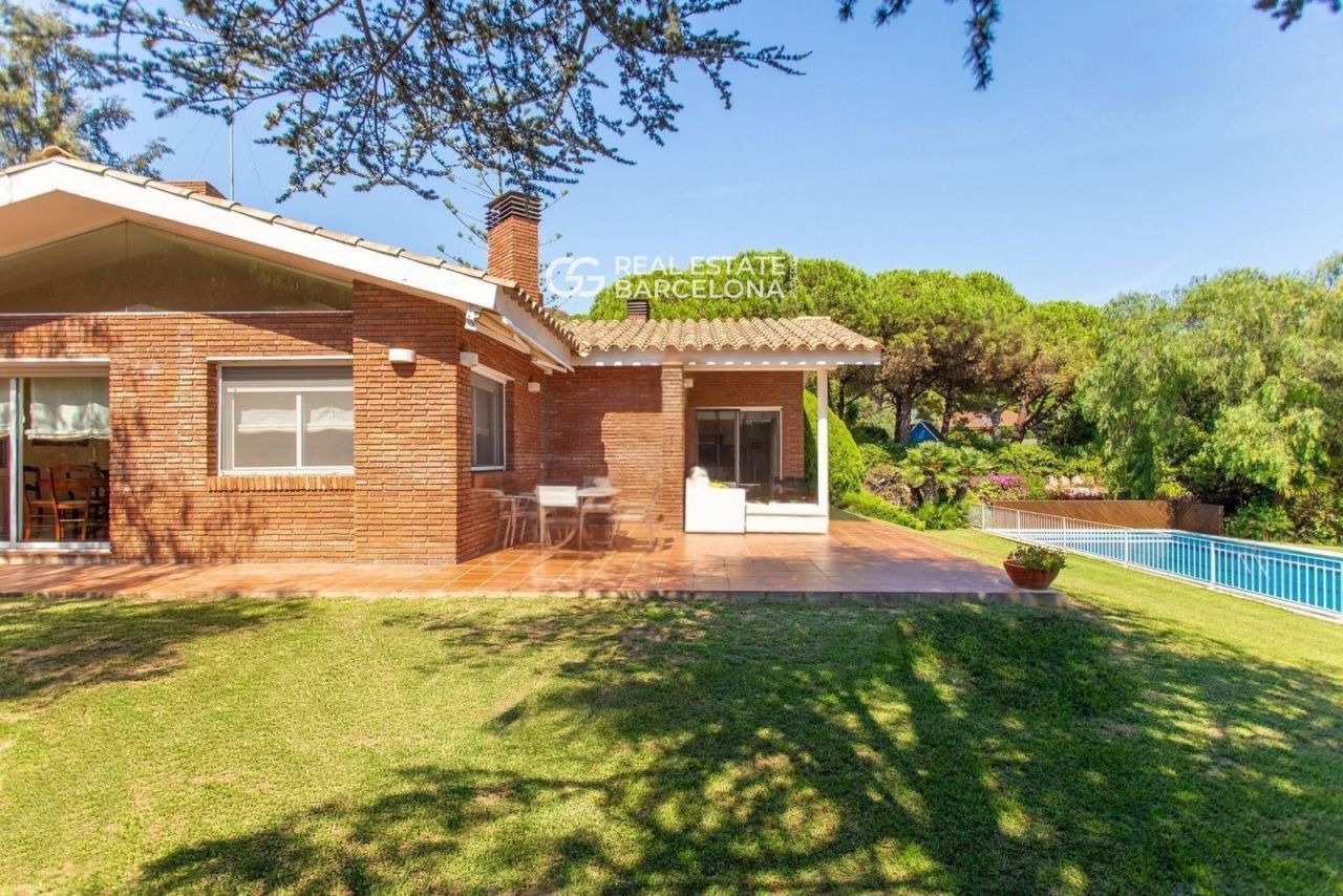 Casa Barcelona, Sant Andreu de Llavaneres, España, 543 m² - imagen 8