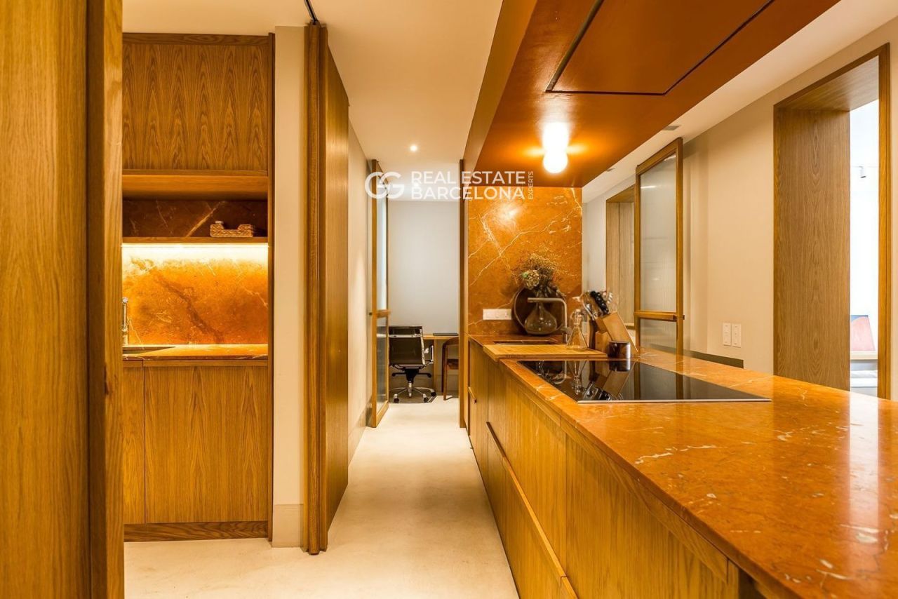 Piso en Barcelona, España, 240 m² - imagen 10