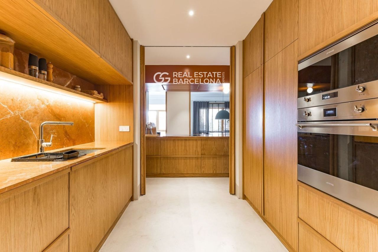 Piso en Barcelona, España, 240 m² - imagen 12