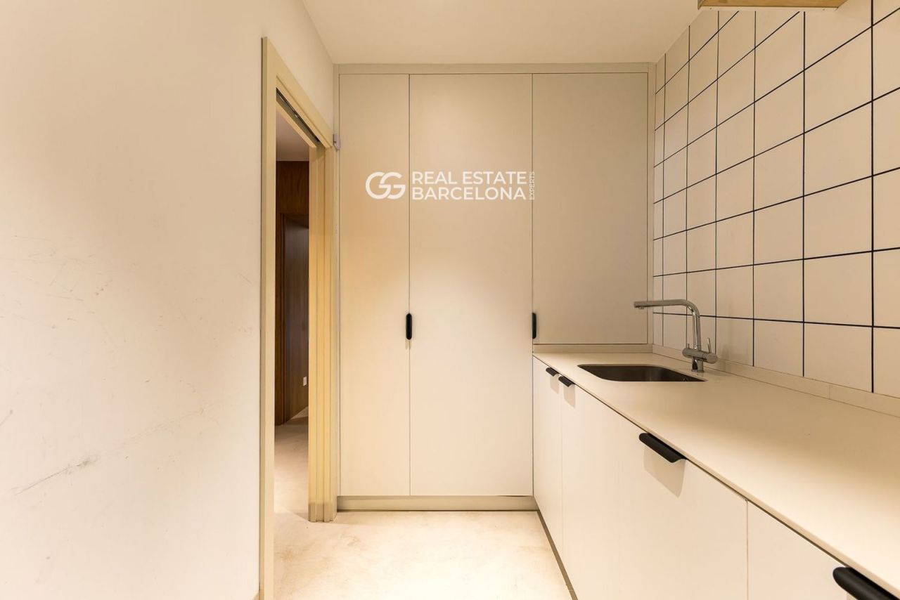 Piso en Barcelona, España, 240 m² - imagen 16