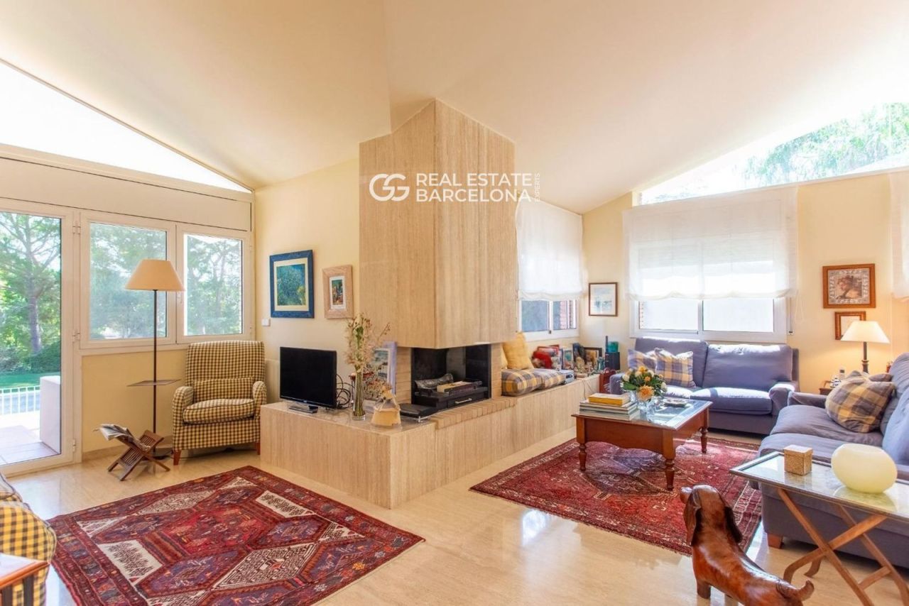 Casa Barcelona, Sant Andreu de Llavaneres, España, 543 m² - imagen 17