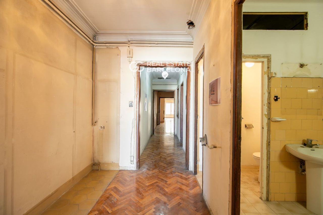 Appartamento a Barcellona, Spagna, 188 m² - foto 18